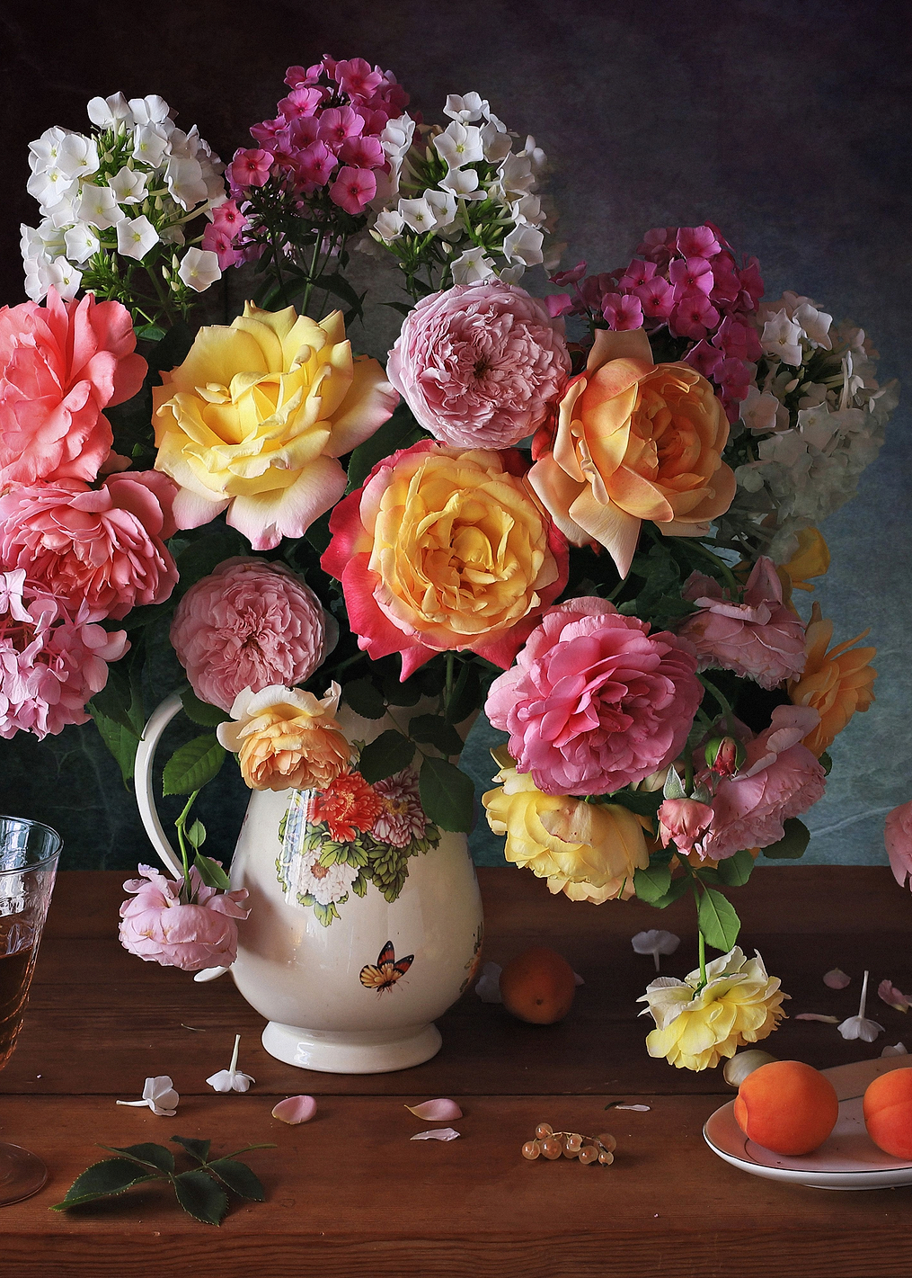 Roses and Apricots: постер из коллекции World Class Photos