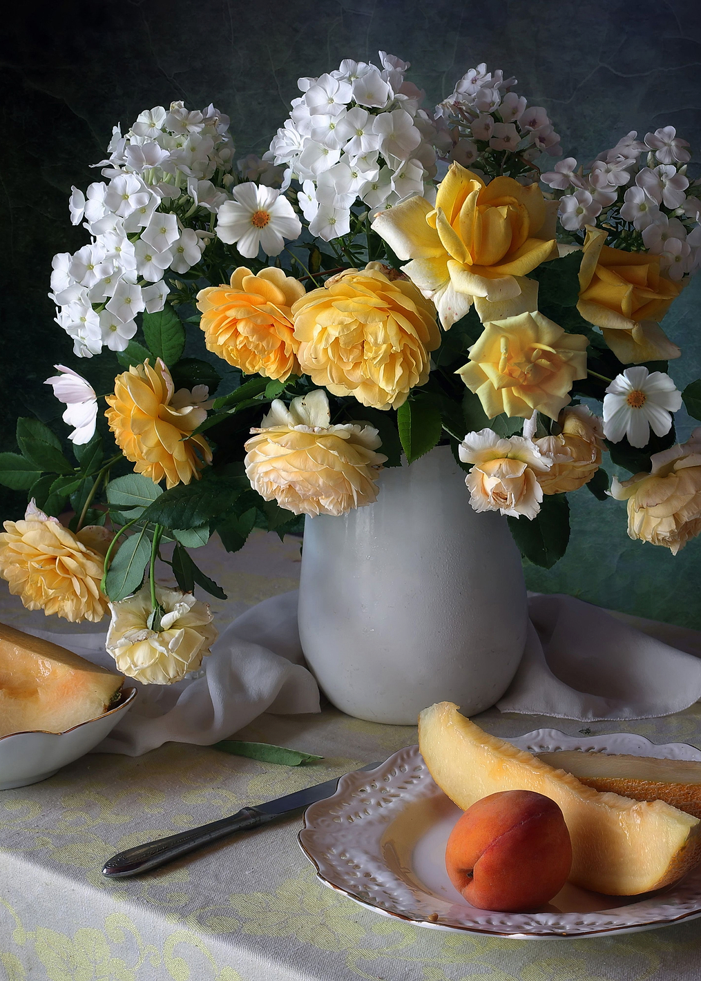 Yellow roses and melon: постер из коллекции World Class Photos