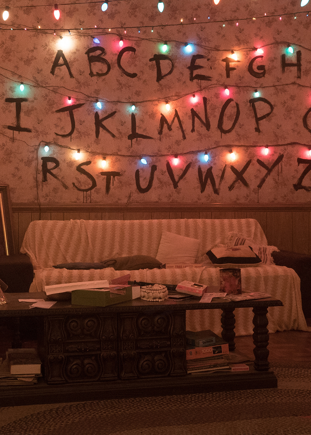 Alphabet Wall Key Art: постер из коллекции Stranger Things Series