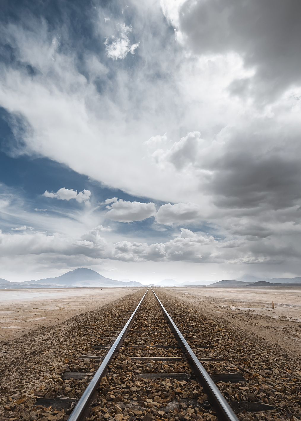 The long road: постер из коллекции World Class Photos