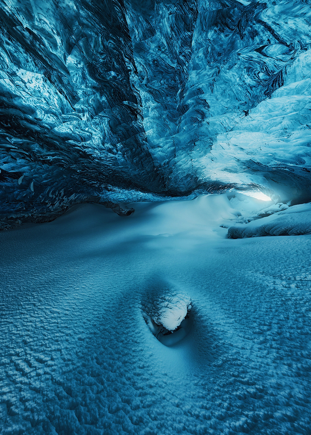 Crystal Cave: постер из коллекции World Class Photos