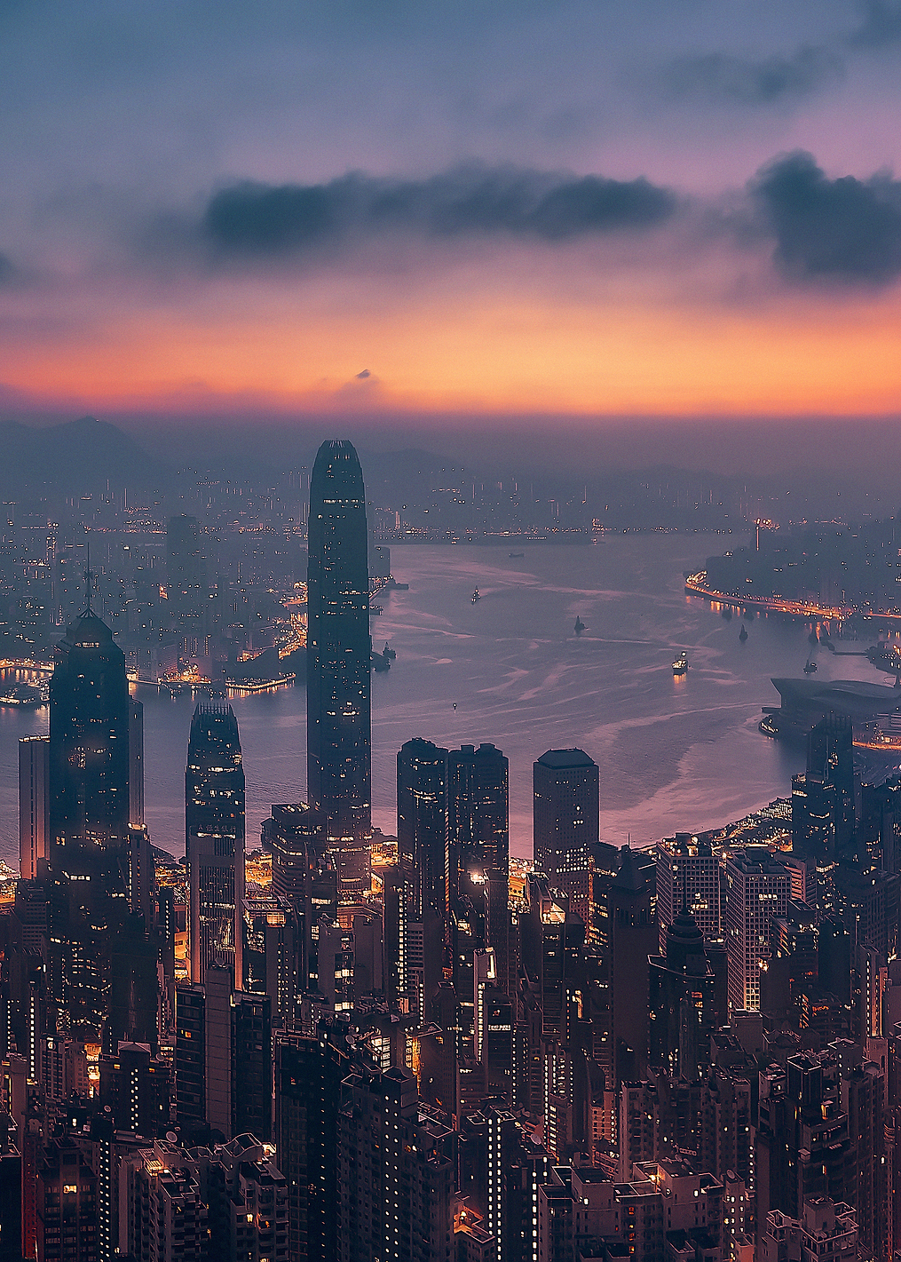 Sunrising Hong Kong: постер из коллекции World Class Photos