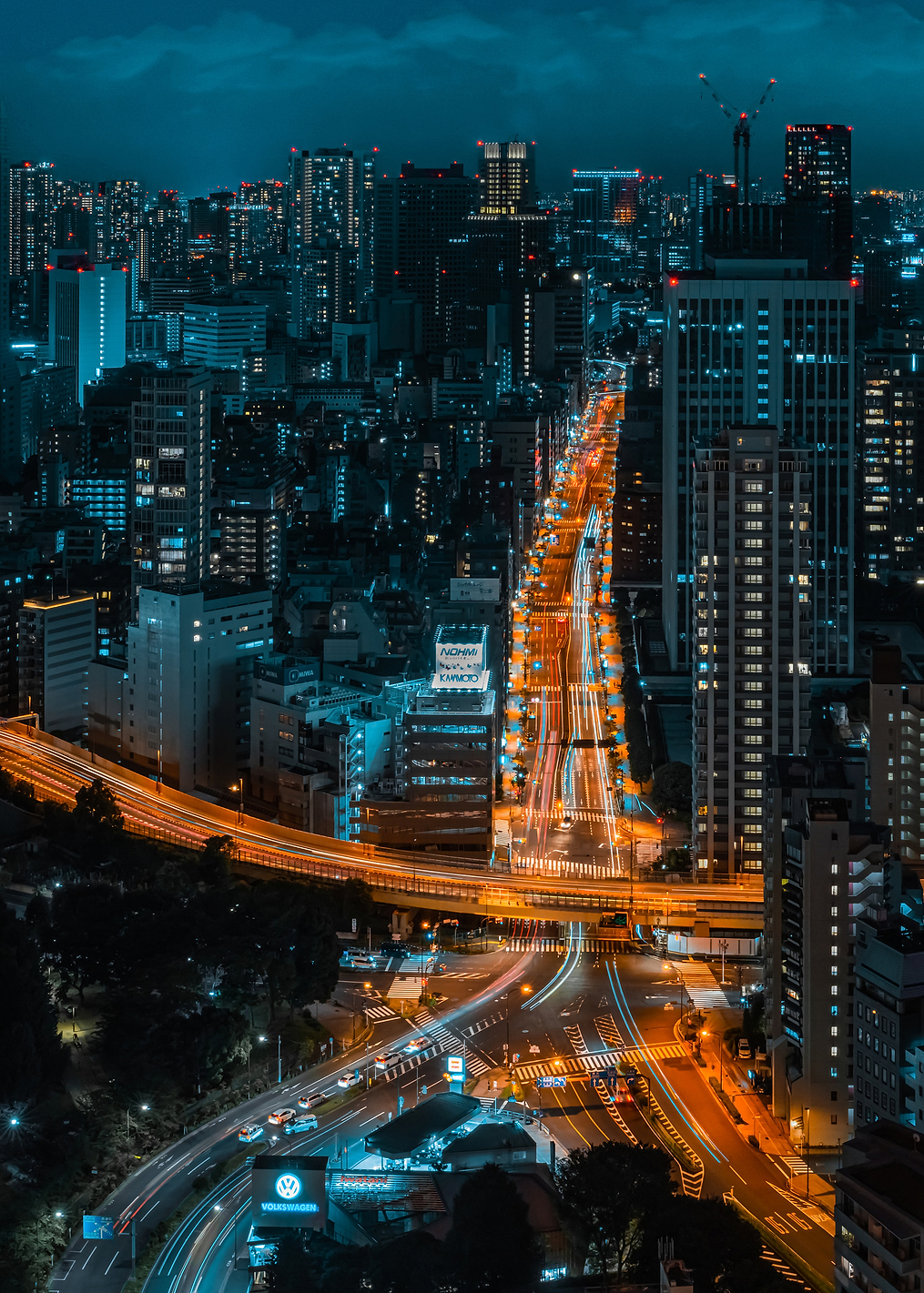 Looks like a tower: постер из коллекции World Class Photos