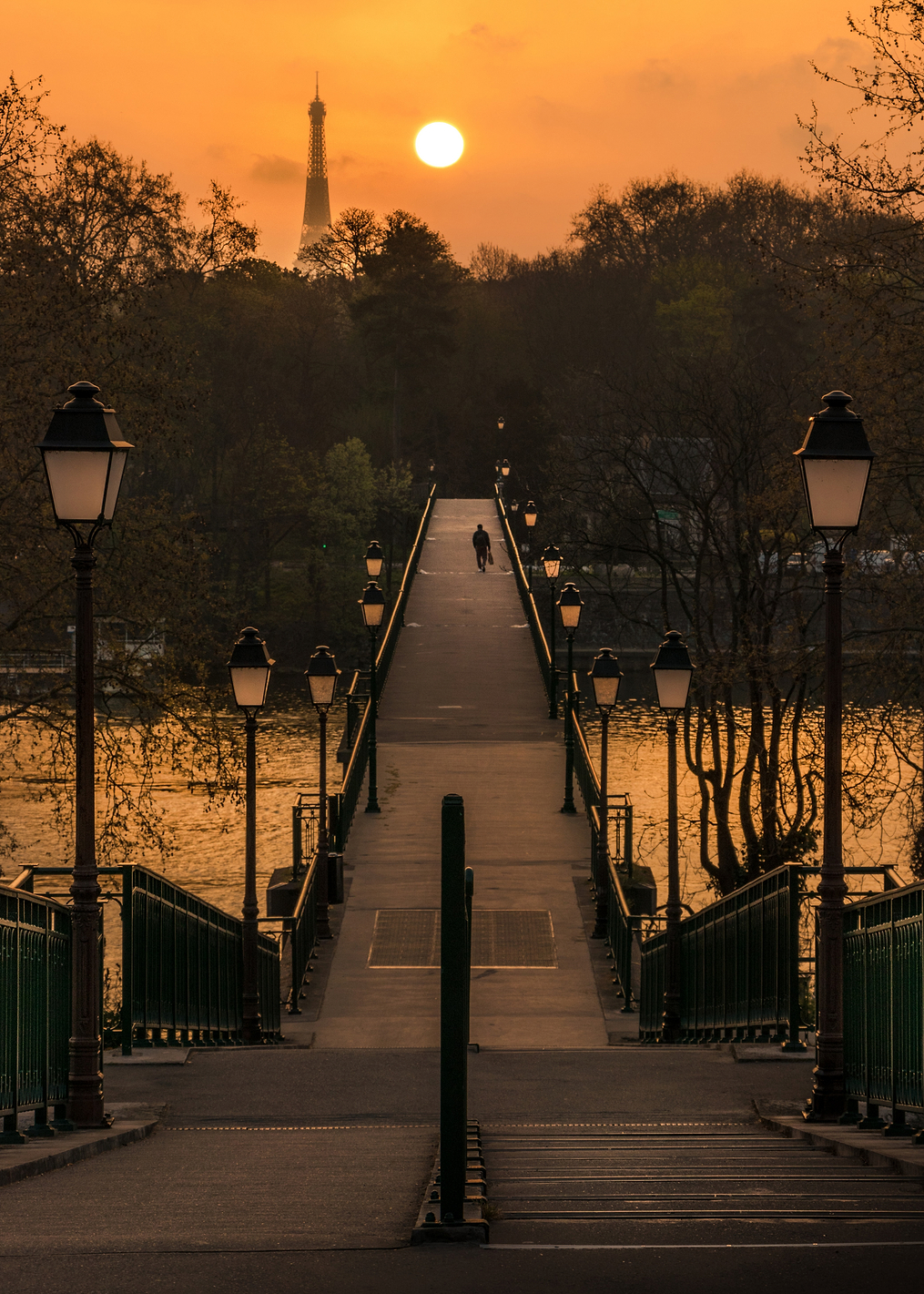 Paris sunrise: постер из коллекции World Class Photos