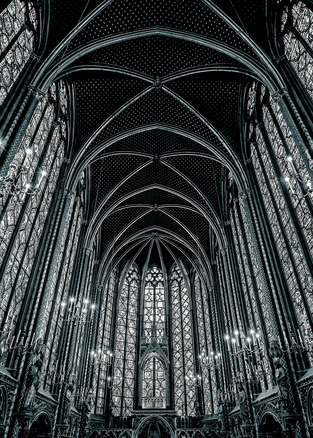Gem of Gothic: постер из коллекции World Class Photos