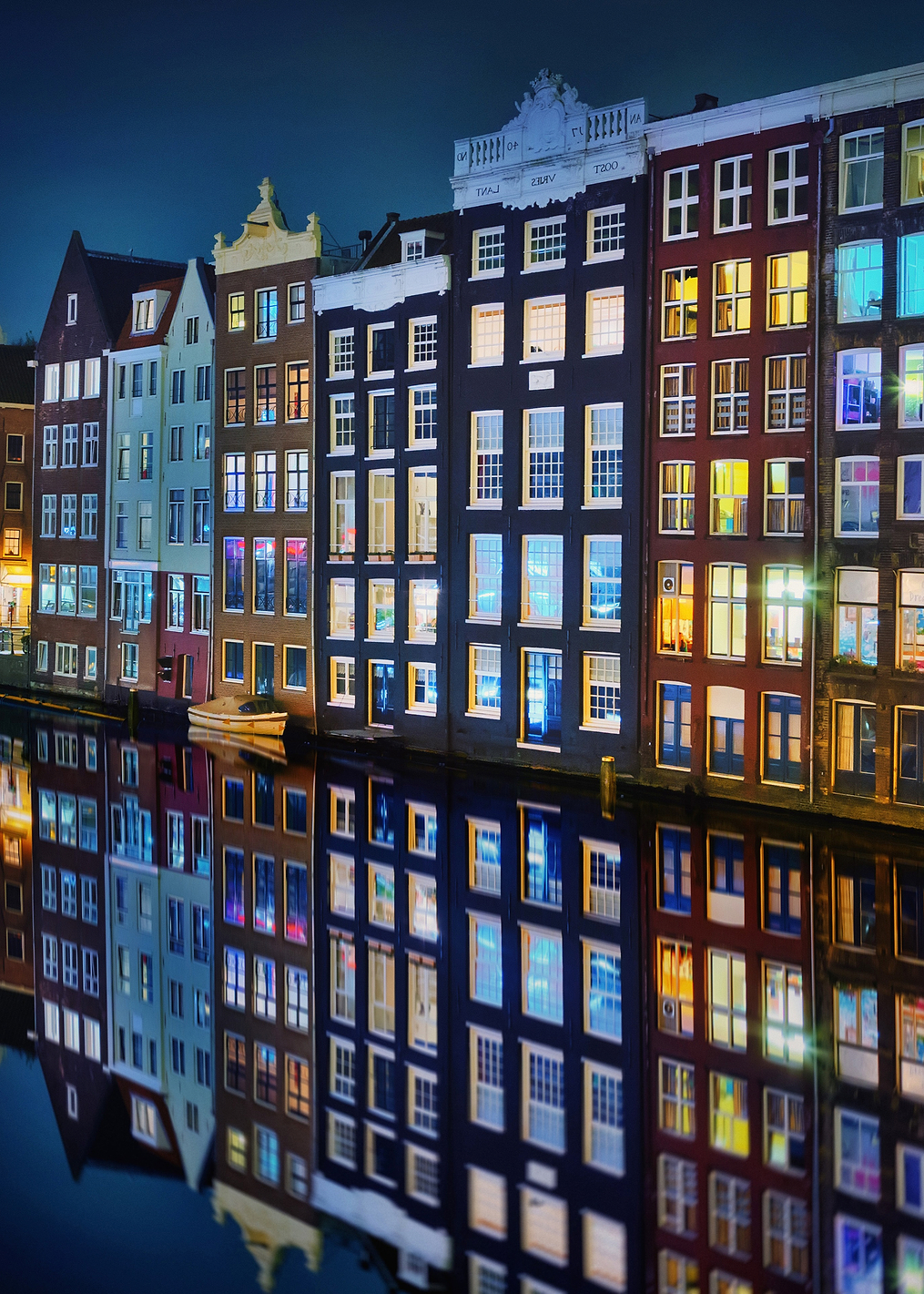 Amsterdam mirror: постер из коллекции World Class Photos