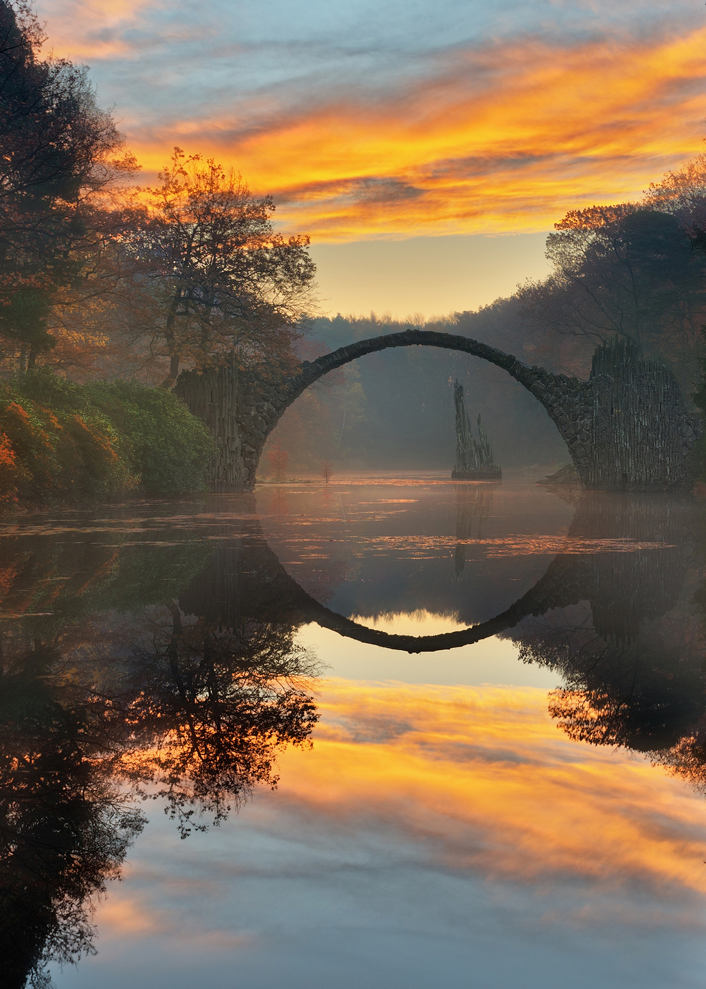 Autumn garden: постер из коллекции World Class Photos