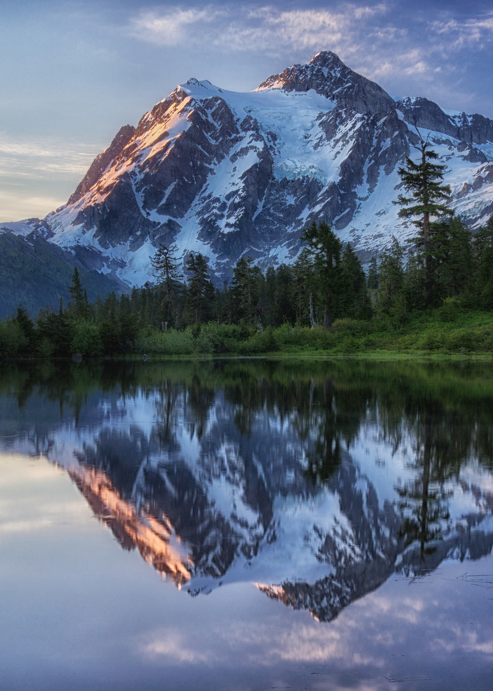 Sunrise on Mount Shuksan: постер из коллекции World Class Photos