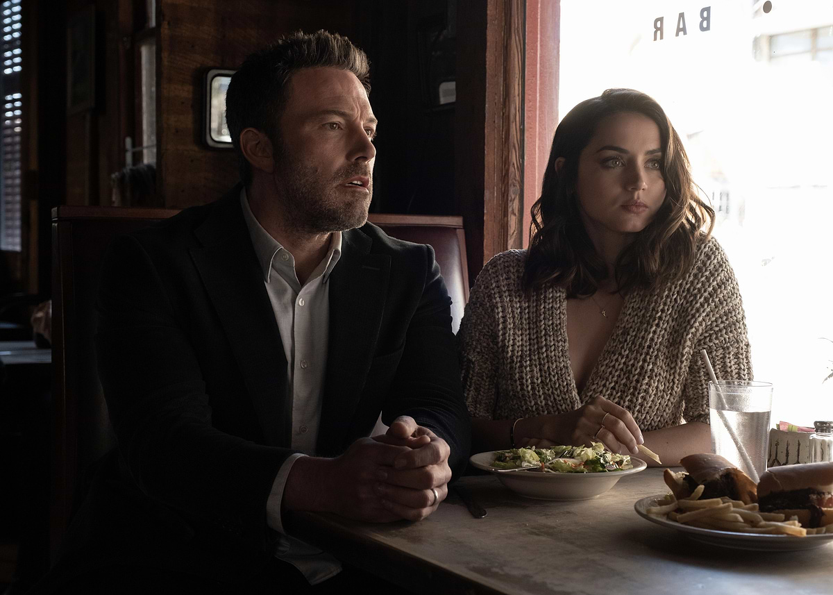 Ben Affleck and Ana de Armas' Poster, picture, metal print, paint - Main Image