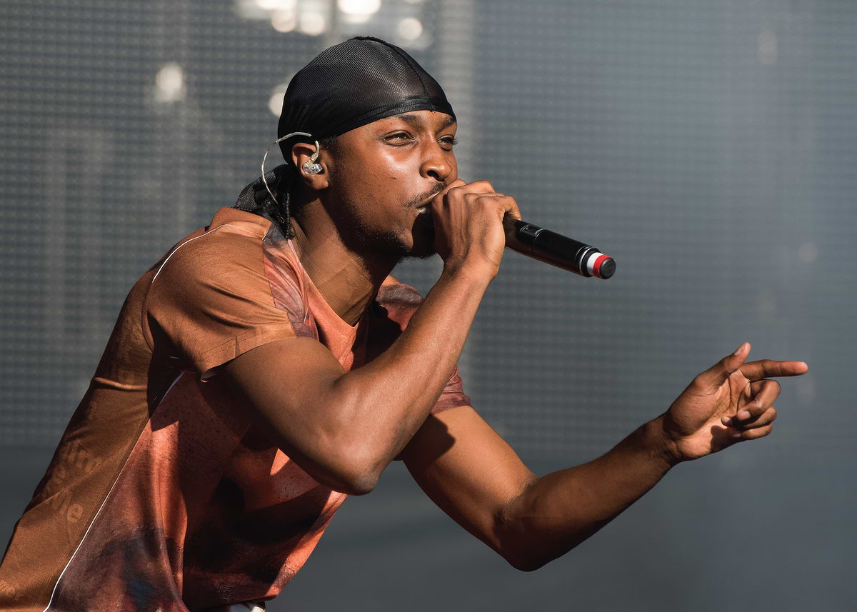 Sideshow Rapper Metal Work 'Rapper Performing on Stage jme' Poster, picture, metal print, paint by ...