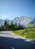 2025-04-21/beef36e1-95d9-4bd5-9d67-0089ac530160