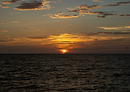 2024-12-28/2b102cb9-e8f8-40b3-97d8-95c7d8f7a6b3