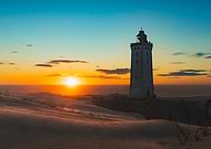 2025-12-16/b8dd00b0-6df7-4c86-89bc-634f6cc9faa5