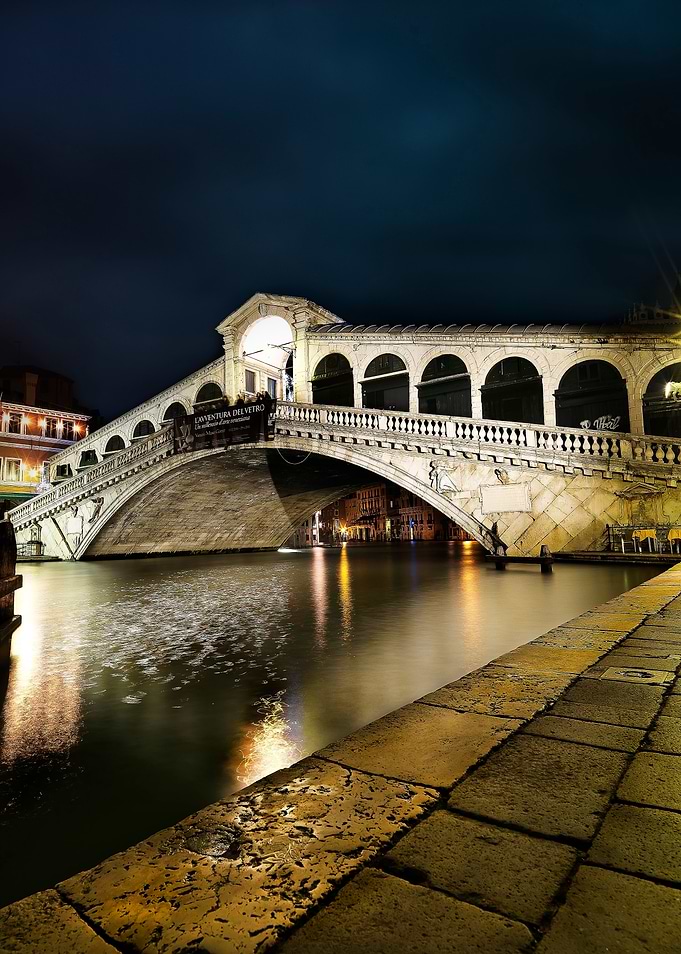 Rialto, Venice. Night shot from right hand side. Photog ...