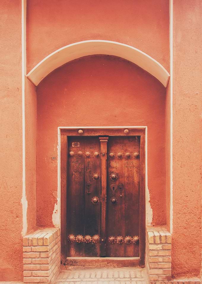 Abyaneh Door #2 Abyaneh is a village in Isfahan Provinc ...