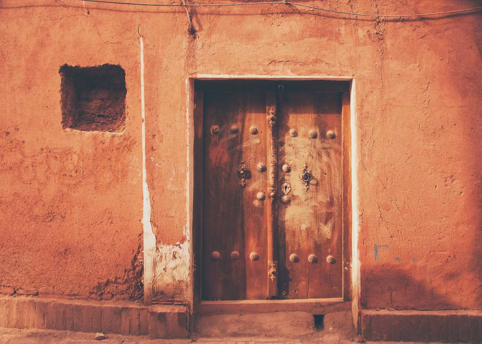 Abyaneh Door #4 Abyaneh is a village in Isfahan Provinc ...