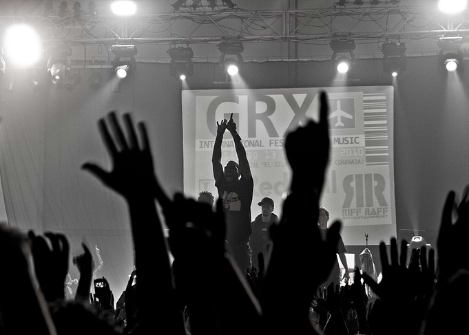 Put your hands up