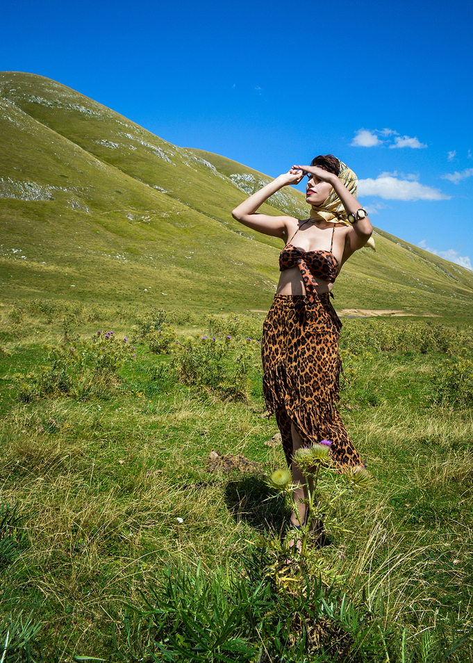 Overwhelmed from an unusual destiny on the green mounta ...