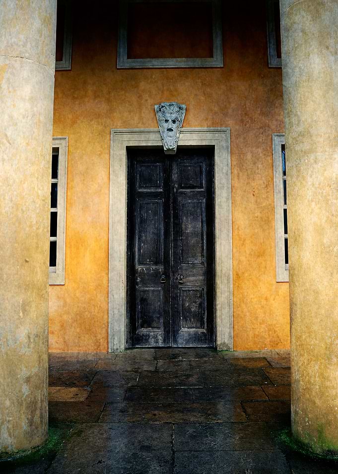 Spooky Door