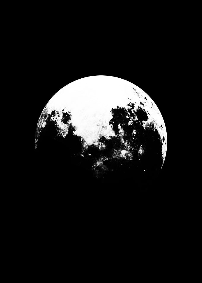 MOOON