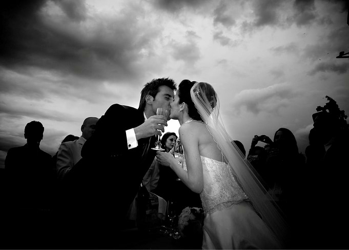 Kiss in the cloud