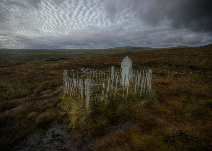 Orkney :: The grave of Betty Corrigall, the loneliest g ...