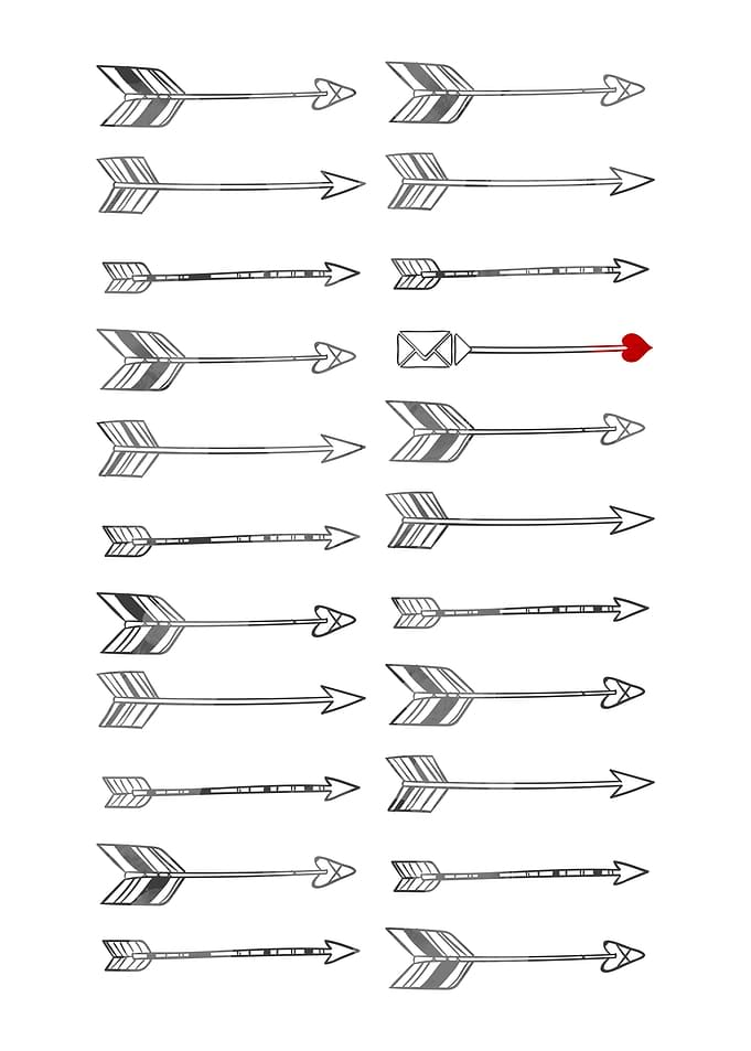 Minimal Love Arrow