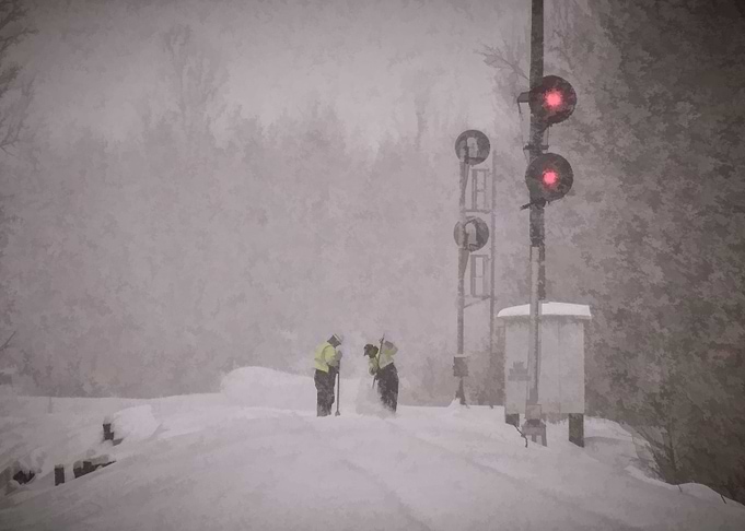 Snowy morning workers