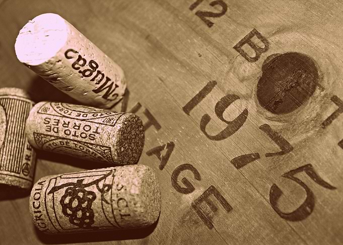 Unboxed Uncorked and Drunk A vintage wine box that has ...