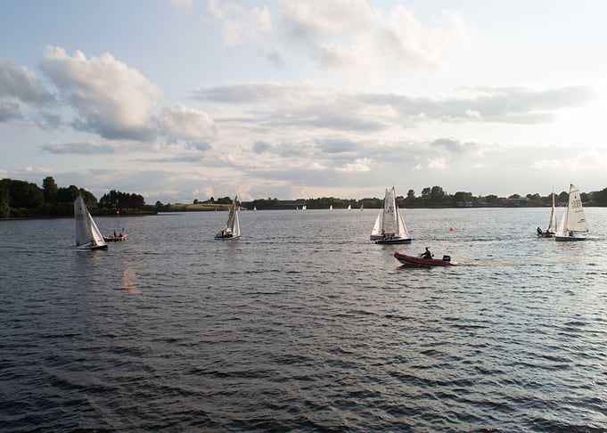 Hollingworth Lake - Sailboat's