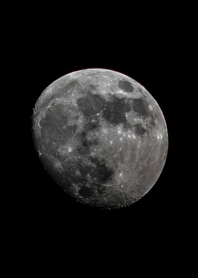Moon of April 30th Waxing Gibbous 90% Illuminated