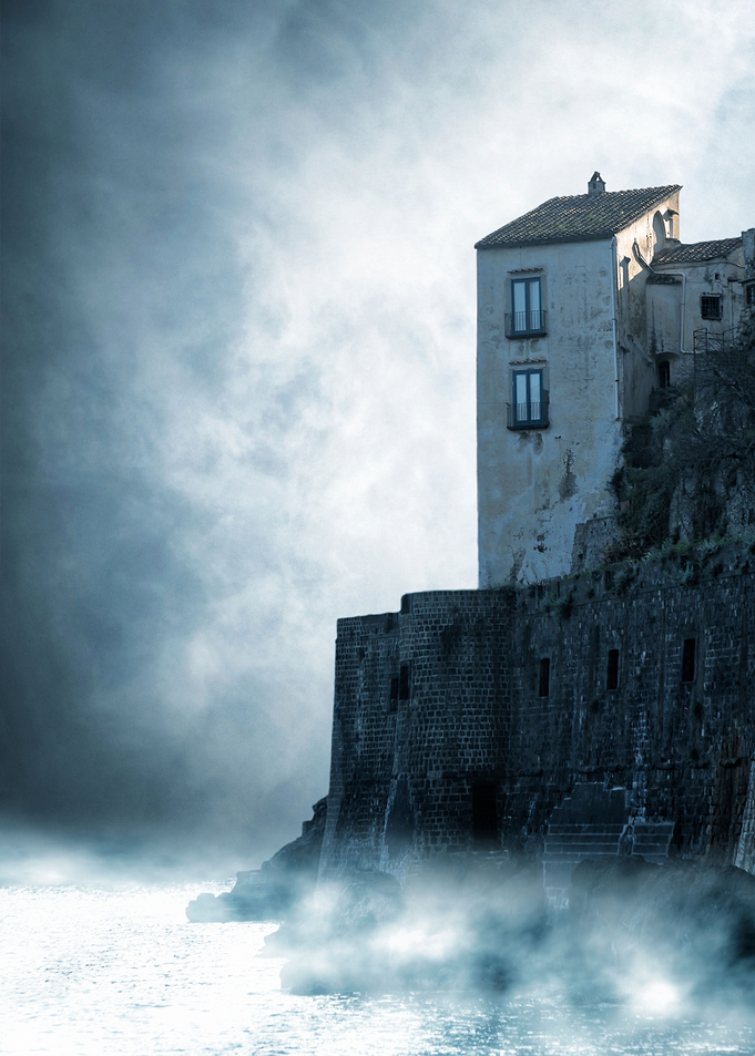 mysterious house