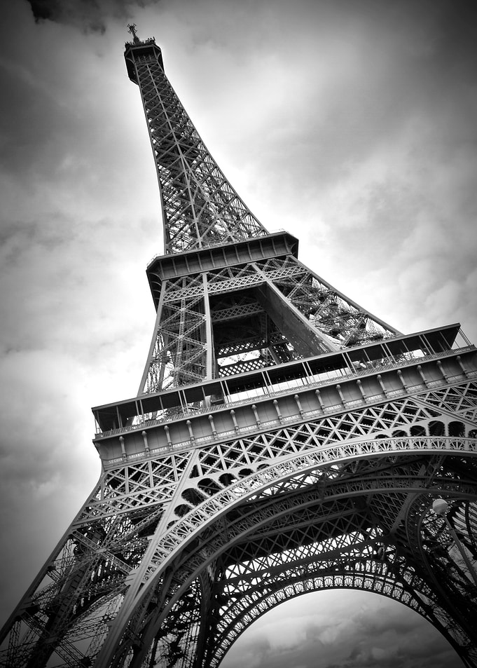 PARIS Eiffel Tower Dynamic
