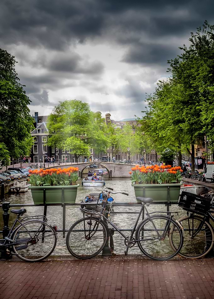 AMSTERDAM Impression