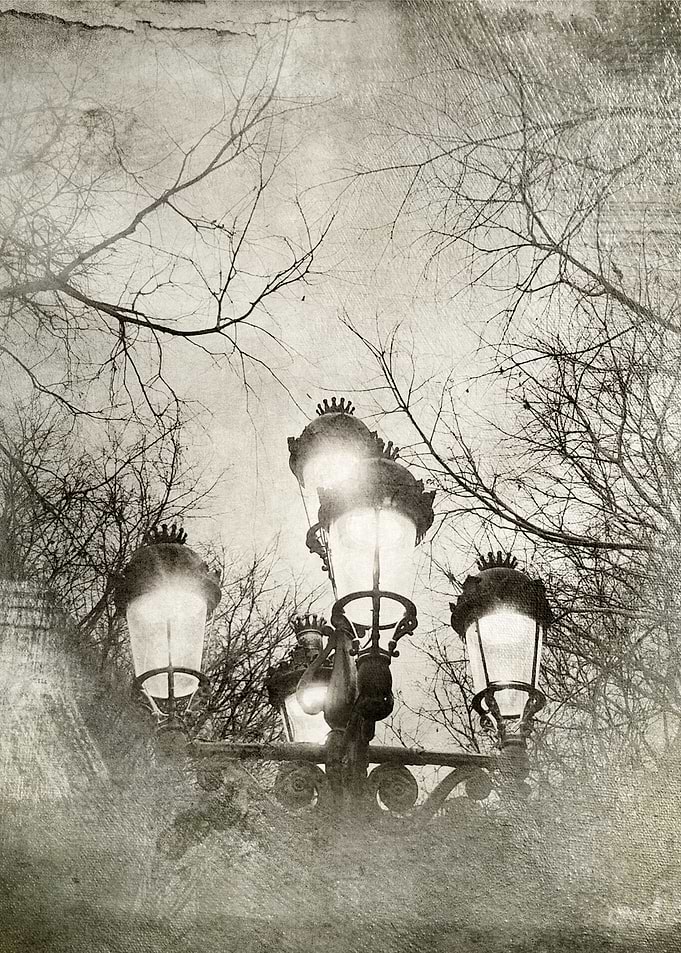 Barcelona's Vintage Light