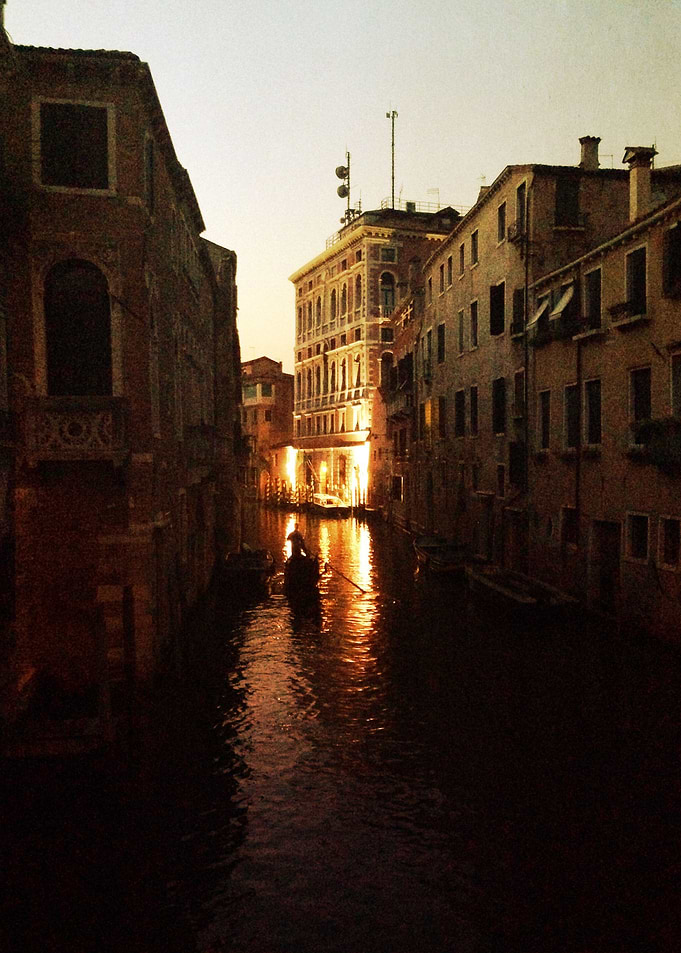 Gondola at night