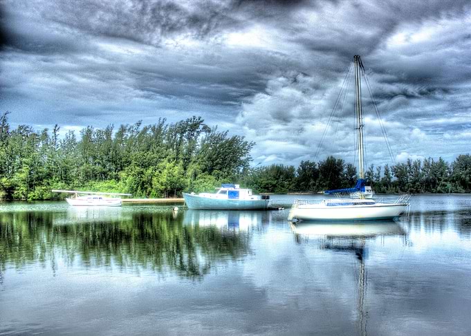 Gorgeous capture of the waterways on a raining, cloudy ...