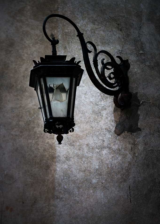 An old broken street lamp