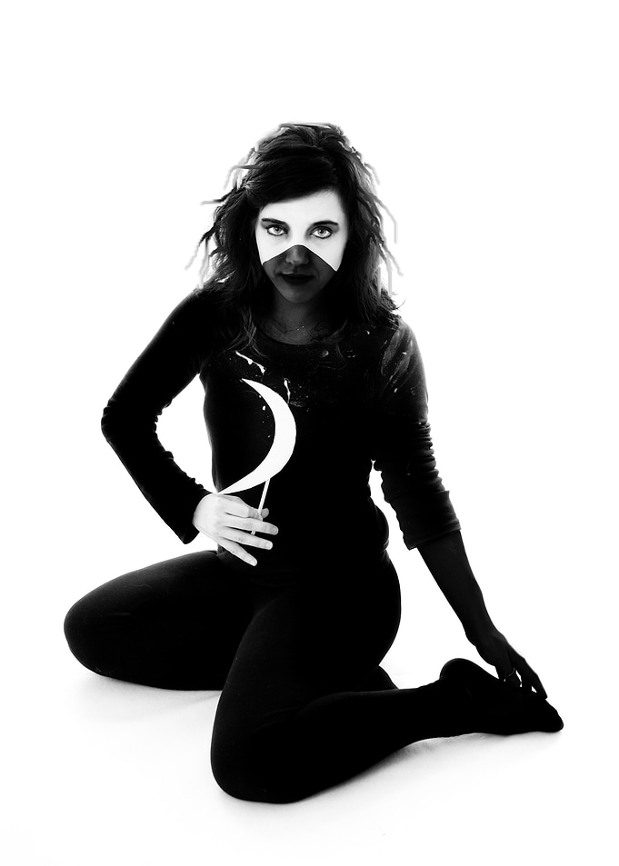 Tiffany Fulton in a Ruben Ireland inspired photoshoot!