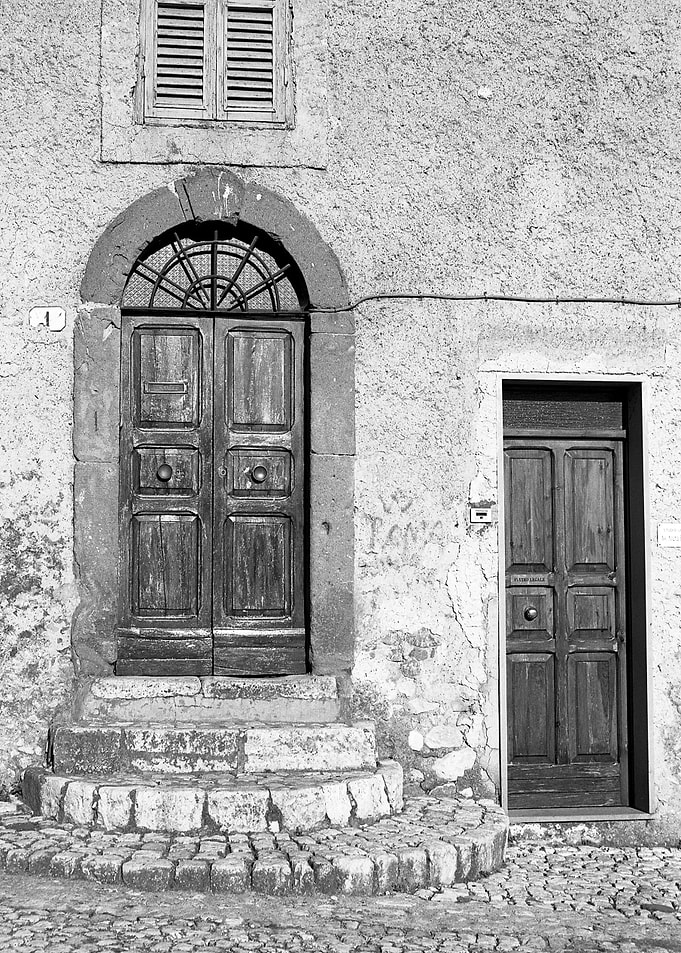 Two Doors, Cori