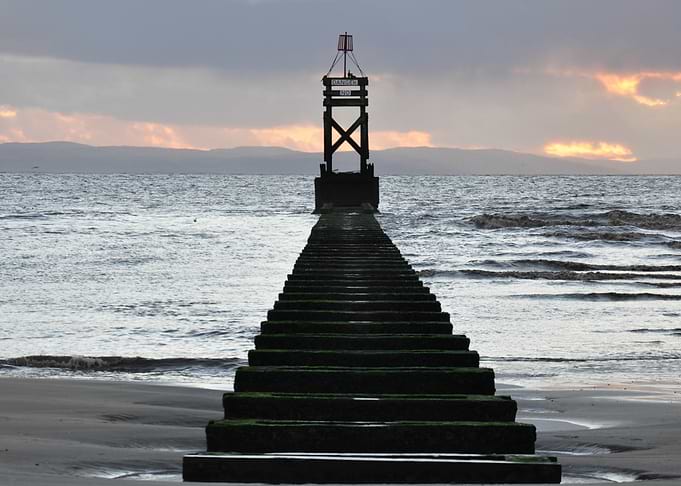 an image of the pipeline at another place in crosby liv ...
