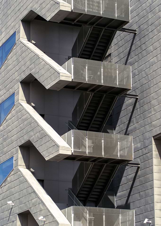 Museo del diseño, Barcelona. Design Museum, Barcelona.