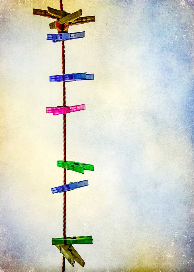 Pegs