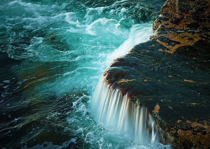 Aqua Wave