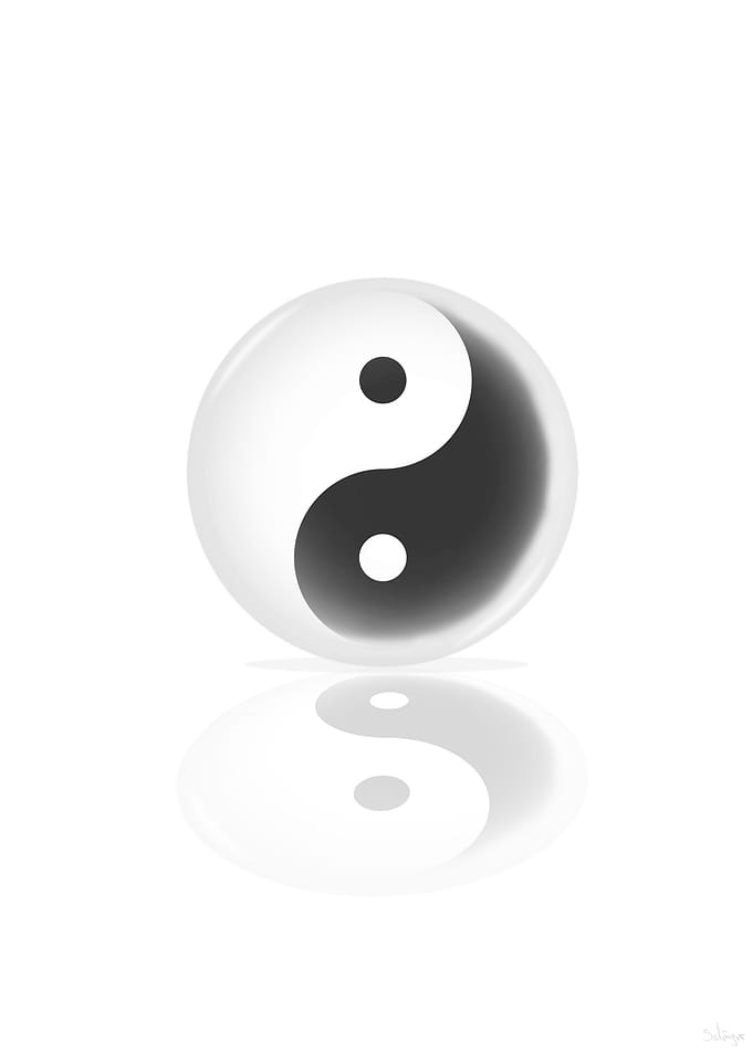 Ying Yang glas ball as clean simple version.