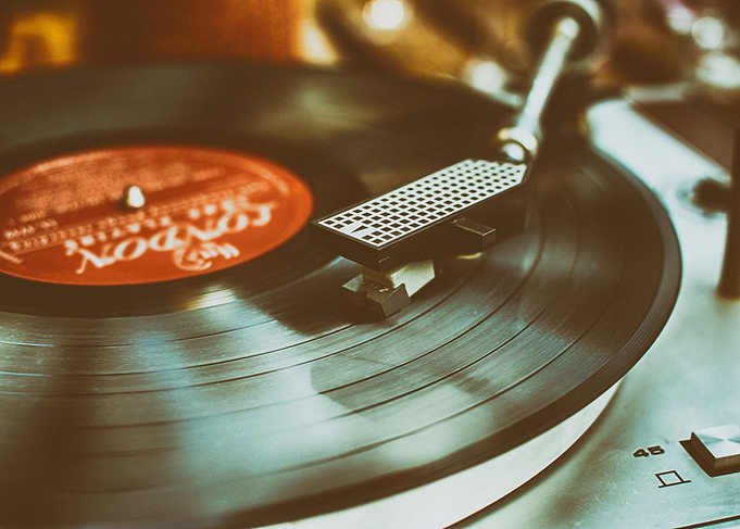 Retro record player