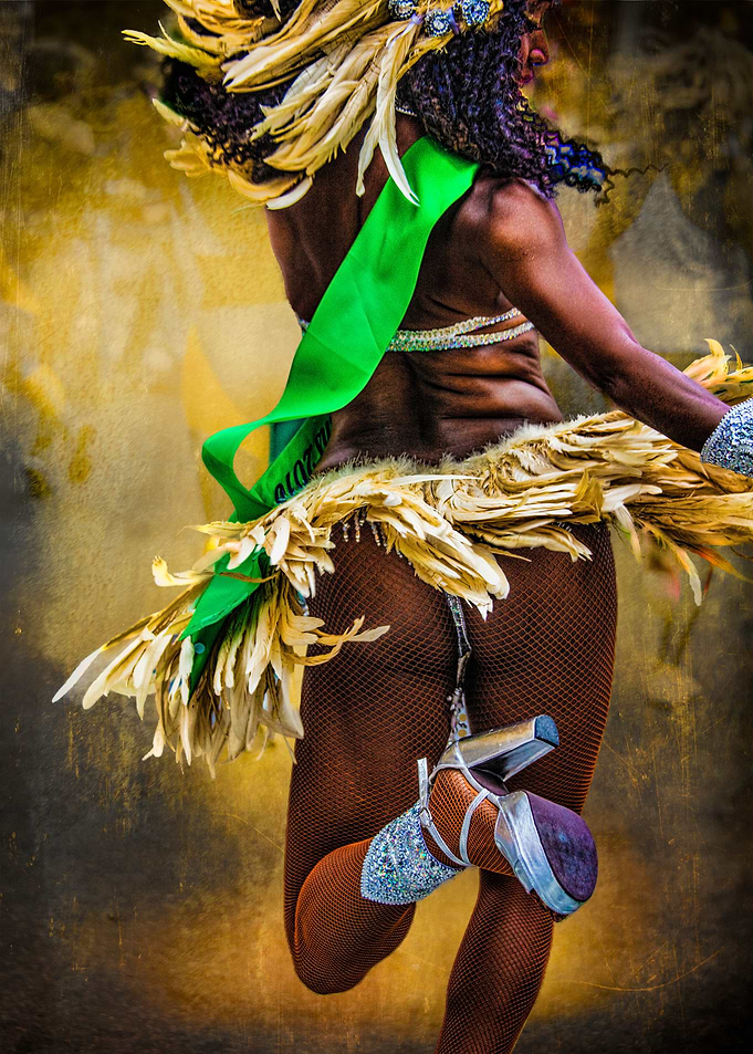 Samba Dancer