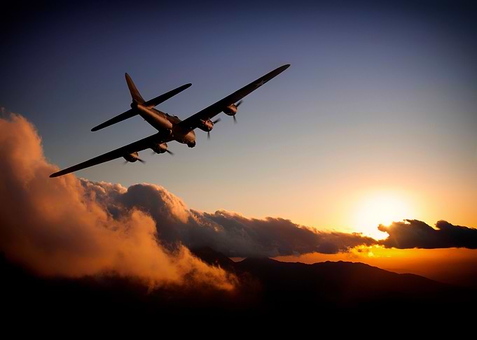 The Iconic B17 Flying Fortress heading in to the settin ...