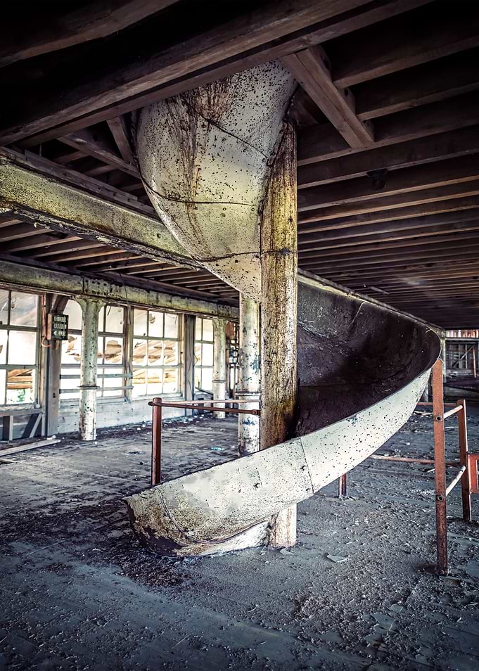 Structure of the Past