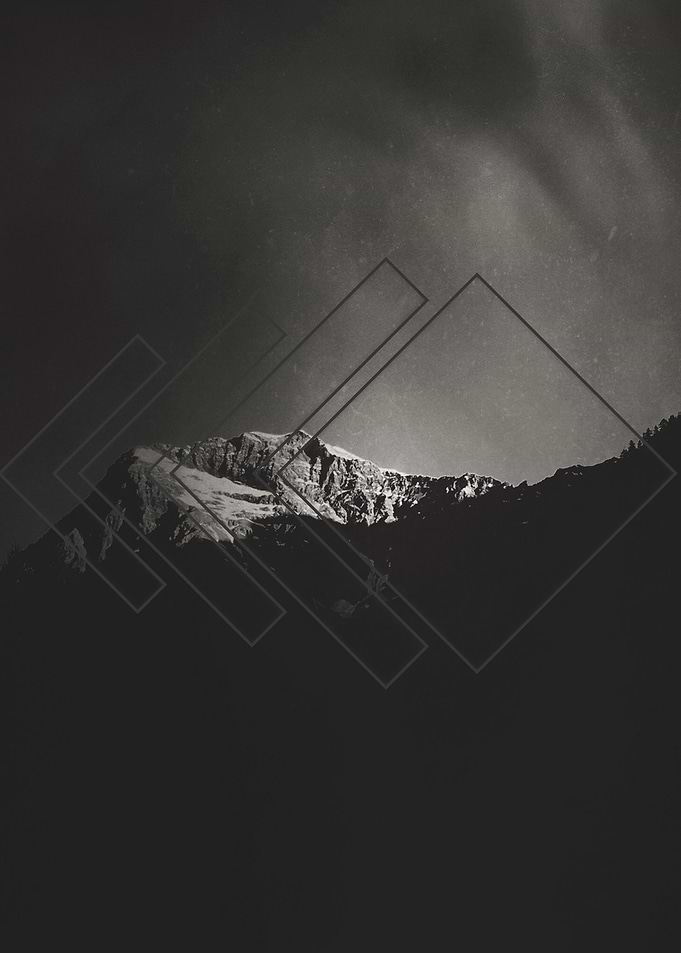 berg view of mountain in morning light